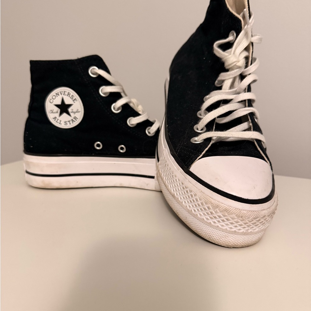 Converse Classic Black High-Tops